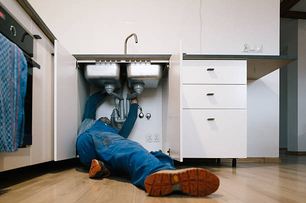 Professional Leak Detection technician working in Fort Drum, NY